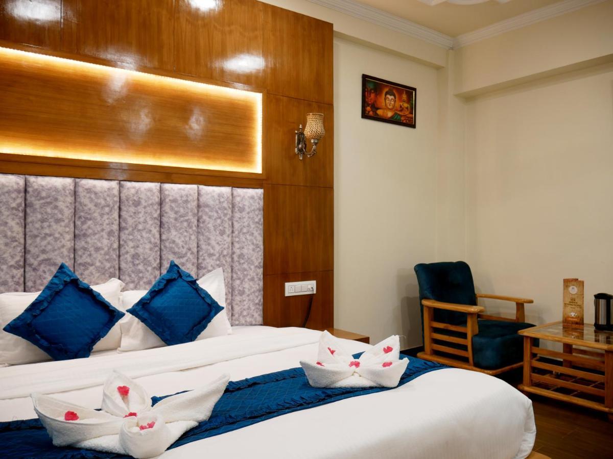 New Ambika International Mall Road Hotel 마날리 외부 사진