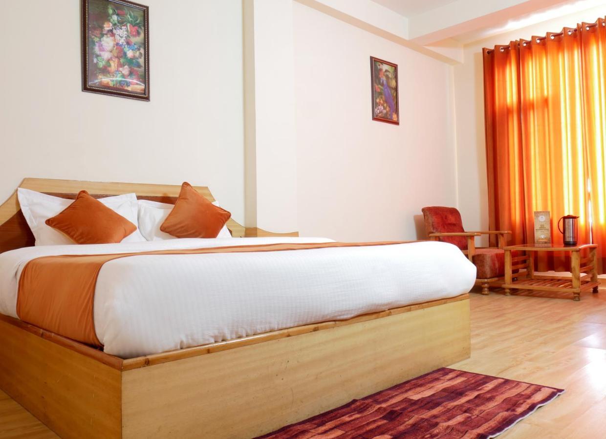 New Ambika International Mall Road Hotel 마날리 외부 사진