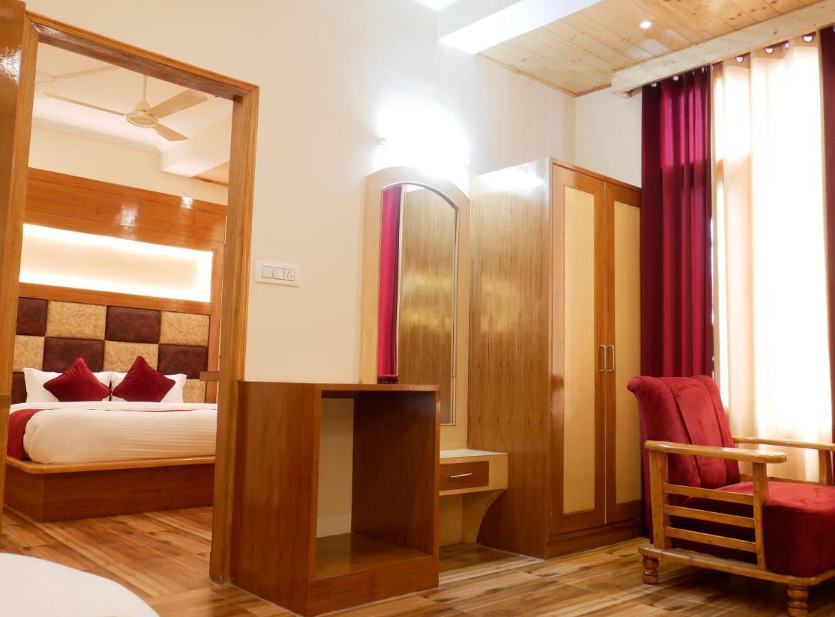 New Ambika International Mall Road Hotel 마날리 외부 사진