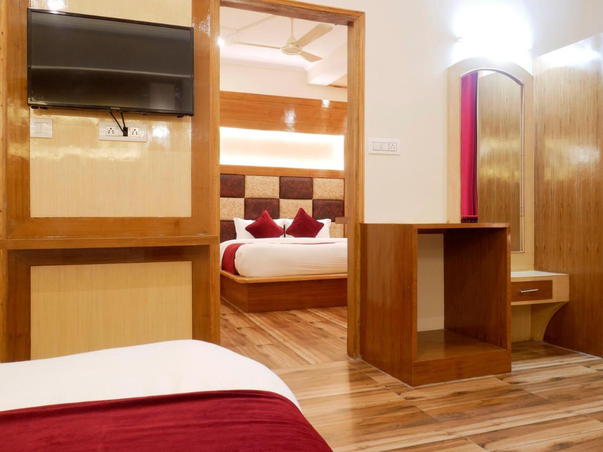 New Ambika International Mall Road Hotel 마날리 외부 사진